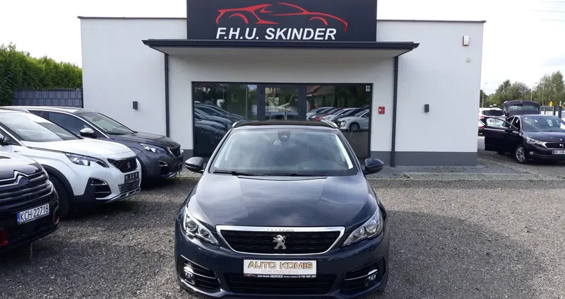 trzemeszno Peugeot 308 cena 41999 przebieg: 186000, rok produkcji 2020 z Trzemeszno